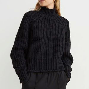 Like New* H&M Black Knit Sweater Turtleneck Size M